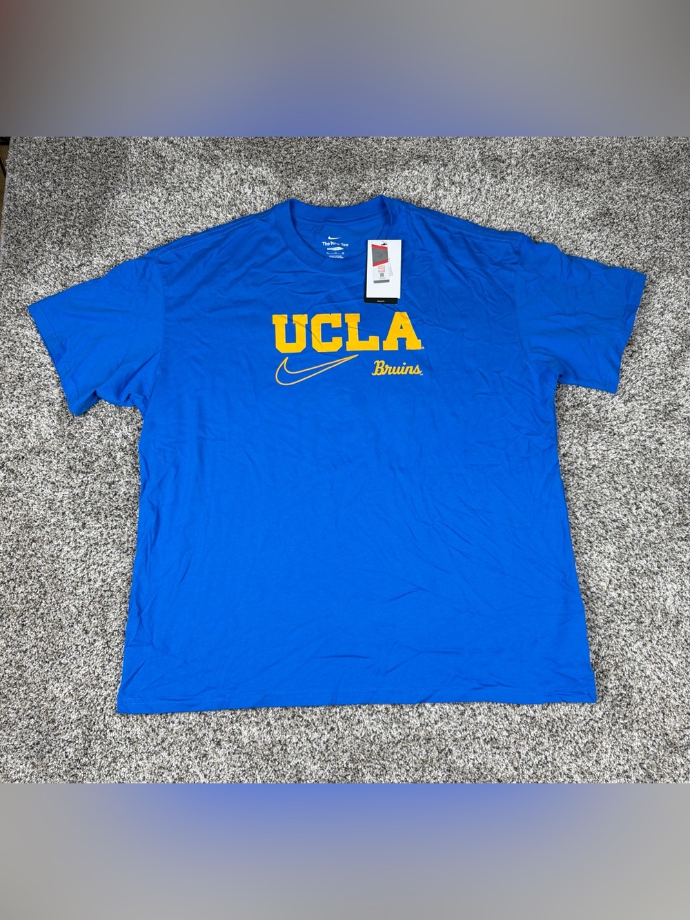 New Sz XL Men’s Nike Loose Fit UCLA Bruins Logo The Nike Tee Blue Gold Swoosh